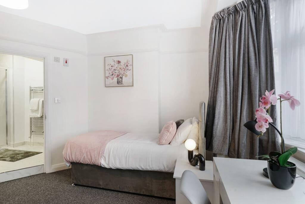 Apartment 2 Bed Garden Flat Sleeps 6 Close To Brixton *